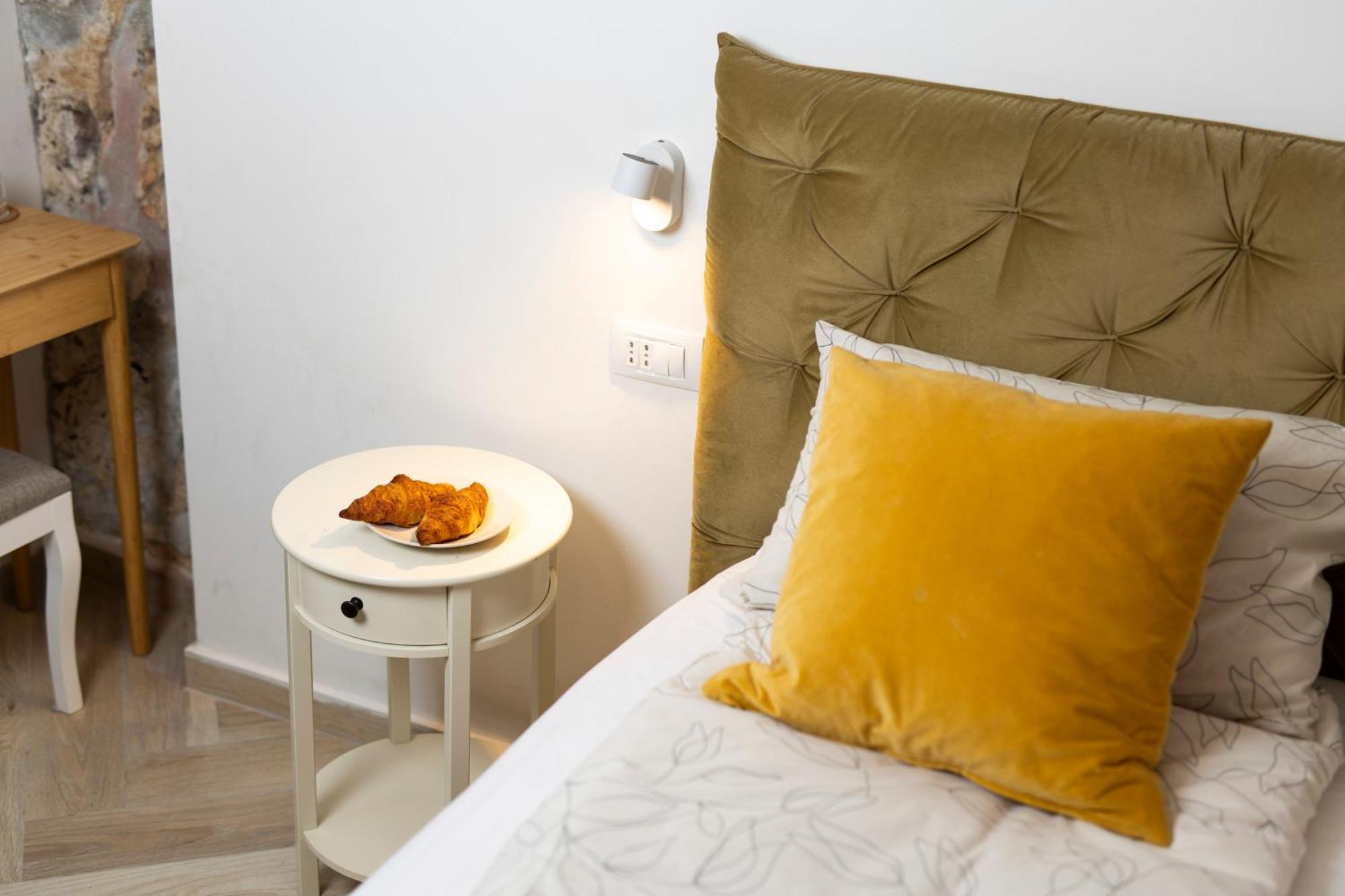 Apartament Secret Steps *